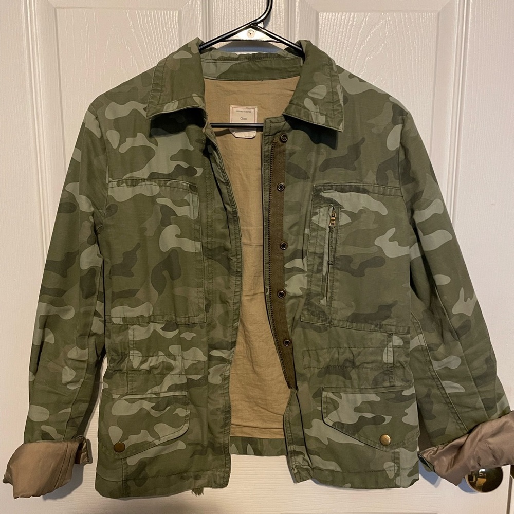 GAP Camouflage Jacket SZ Small